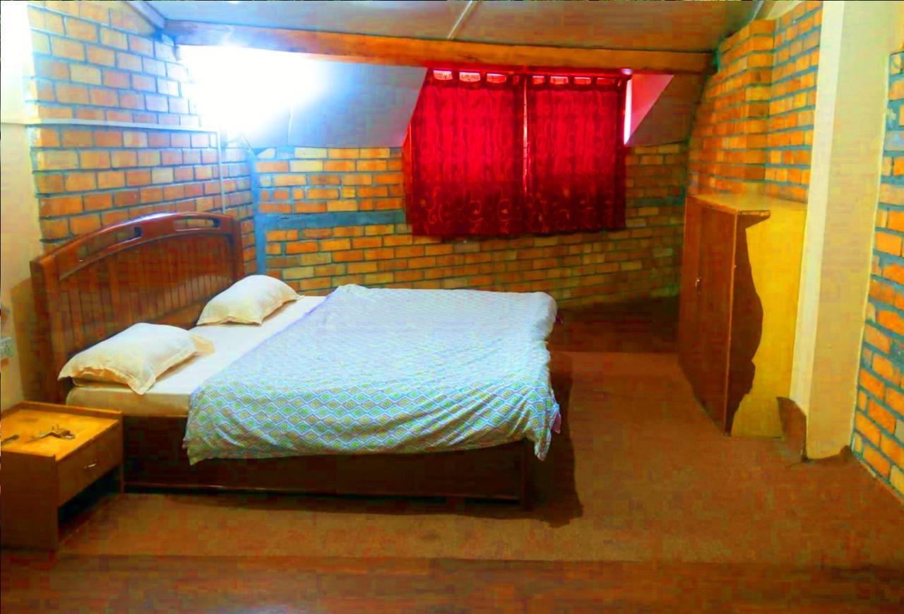 The Alpine Guest House Kasol Εξωτερικό φωτογραφία