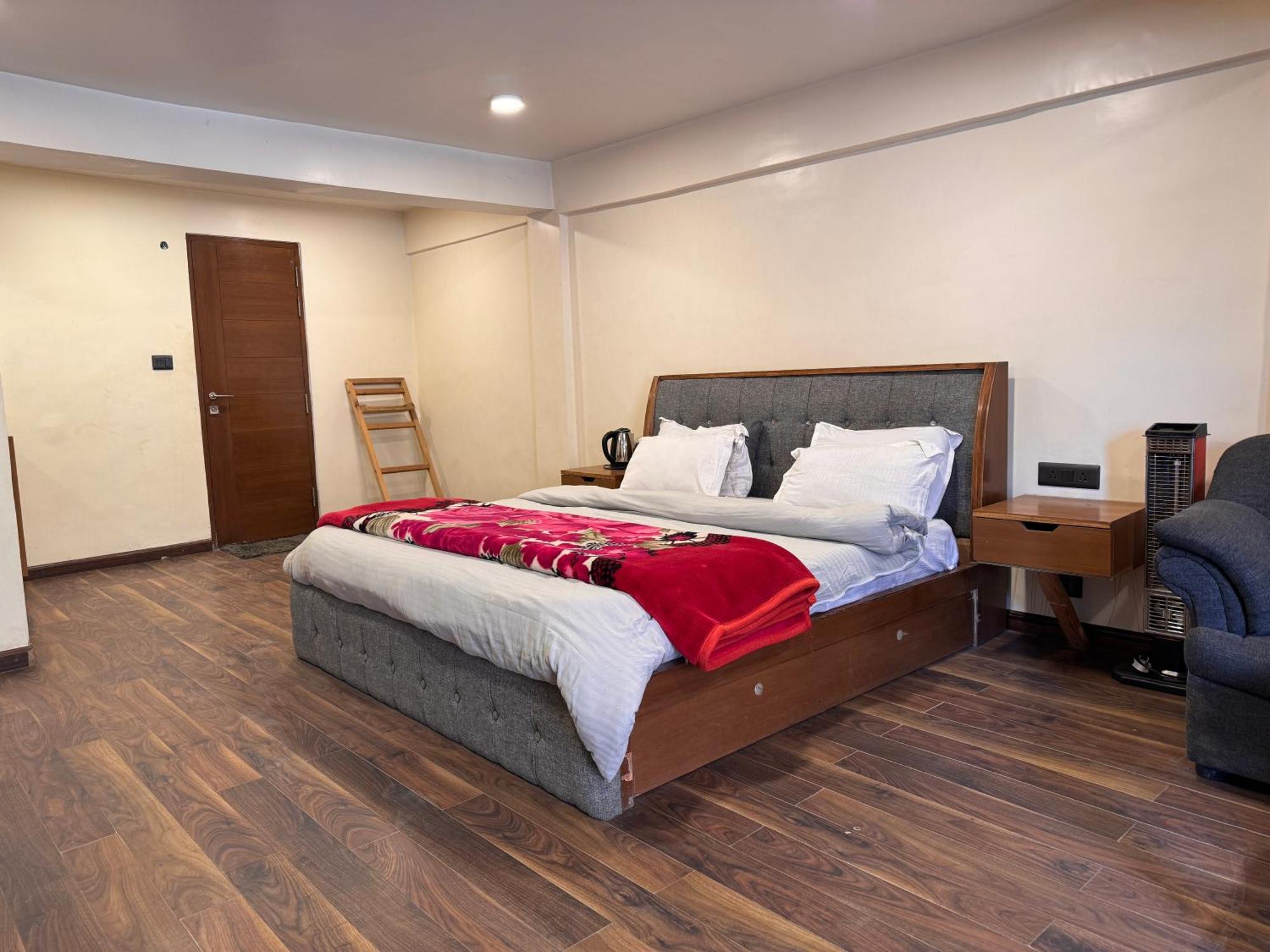 The Alpine Guest House Kasol Εξωτερικό φωτογραφία